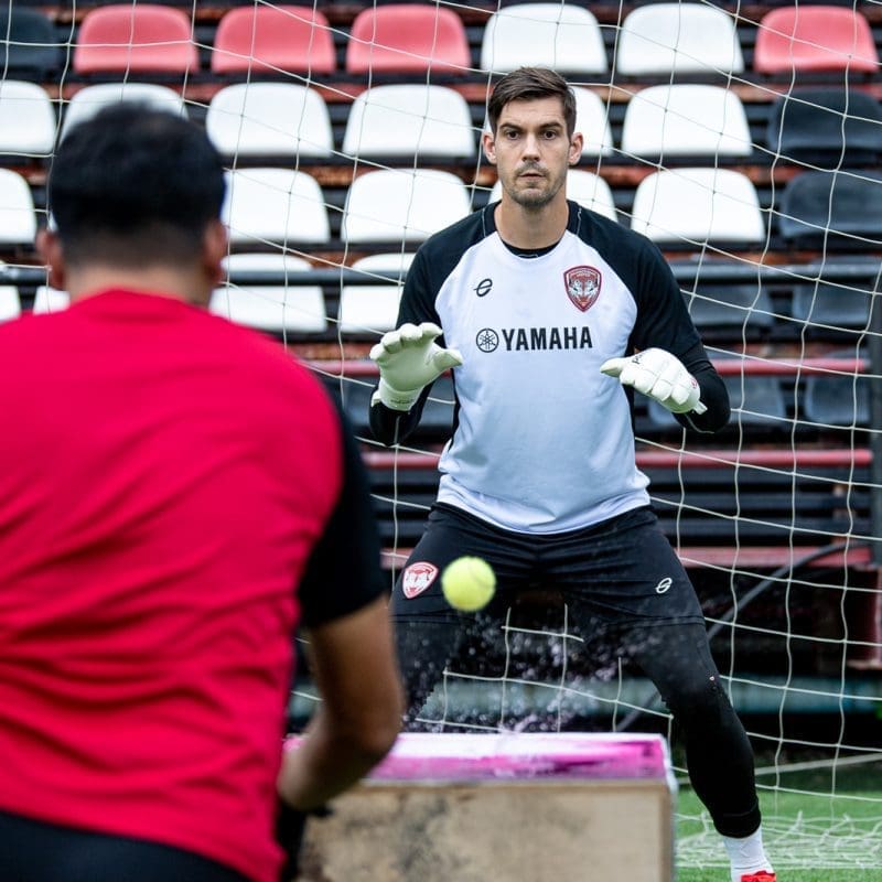 Muangthong United Training Photos | September 10, 2025