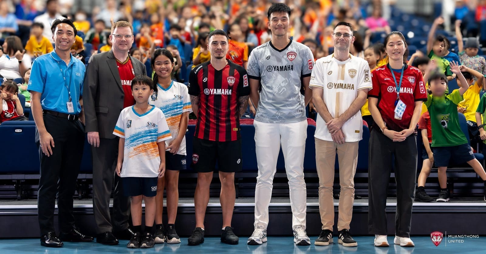 Community Service - The Kirin visit a local school