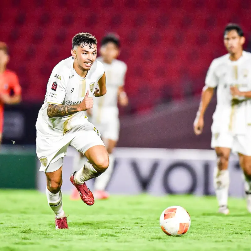 Muangthong vs Nakhon Ratchasima: The 1-1 Draw (Penalty Awarded) | Matchday 6 Gallery