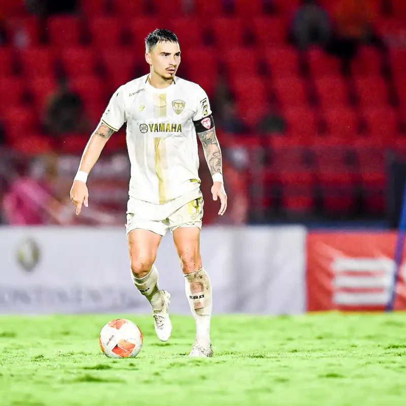 Muangthong vs Nakhon Ratchasima: The 1-1 Draw (Penalty Awarded) | Matchday 6 Gallery