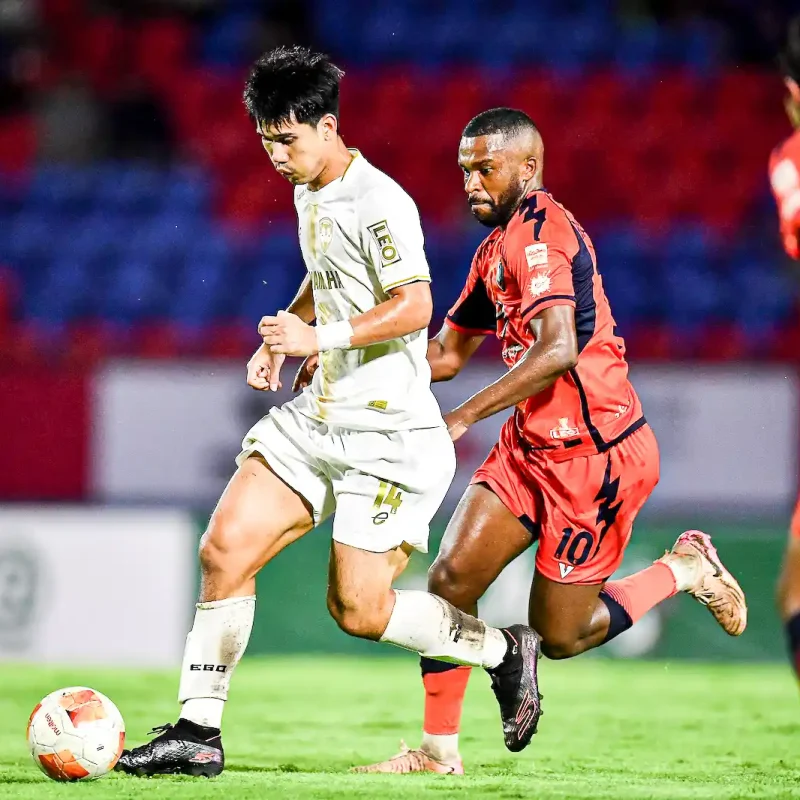 Muangthong vs Nakhon Ratchasima: The 1-1 Draw (Penalty Awarded) | Matchday 6 Gallery