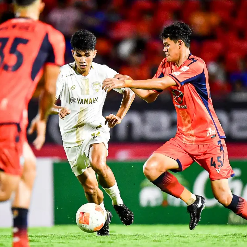 Muangthong vs Nakhon Ratchasima: The 1-1 Draw (Penalty Awarded) | Matchday 6 Gallery