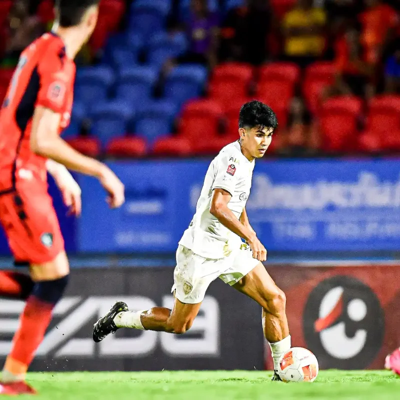 Muangthong vs Nakhon Ratchasima: The 1-1 Draw (Penalty Awarded) | Matchday 6 Gallery