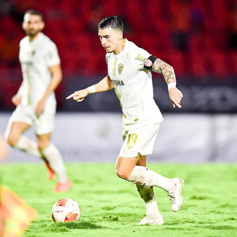 Muangthong vs Nakhon Ratchasima: The 1-1 Draw (Penalty Awarded) | Matchday 6 Gallery