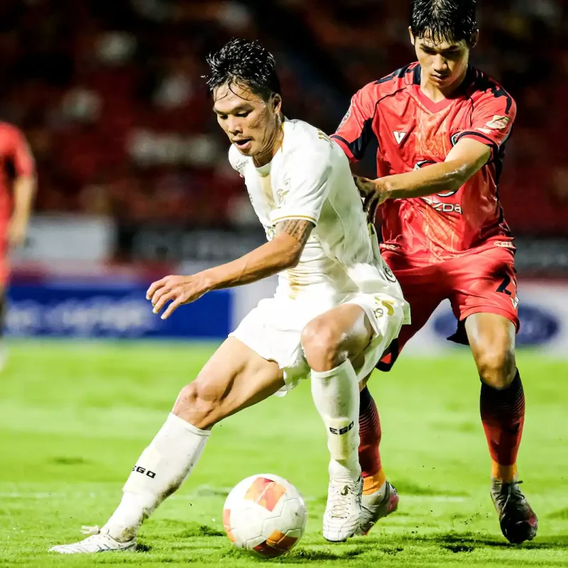 Muangthong vs Nakhon Ratchasima: The 1-1 Draw (Penalty Awarded) | Matchday 6 Gallery
