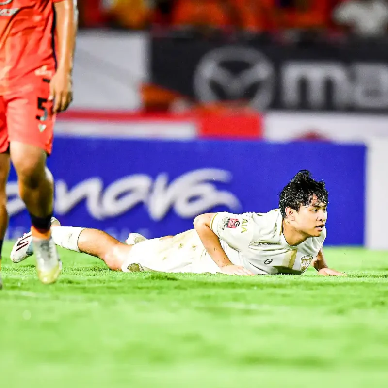 Muangthong vs Nakhon Ratchasima: The 1-1 Draw (Penalty Awarded) | Matchday 6 Gallery