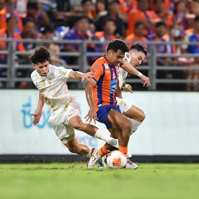 Rivalry Intensity Gallery: The Battle at Port | Matchday 9 Photos