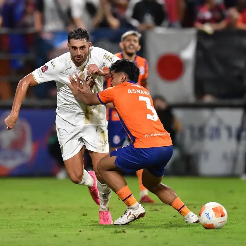 Rivalry Intensity Gallery: The Battle at Port | Matchday 9 Photos