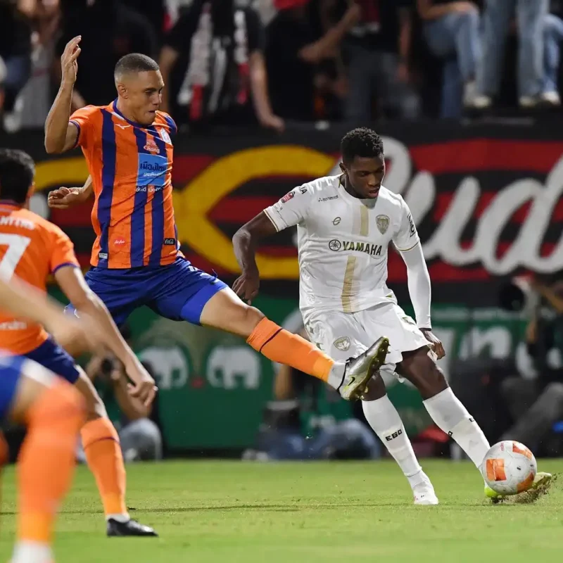 Rivalry Intensity Gallery: The Battle at Port | Matchday 9 Photos