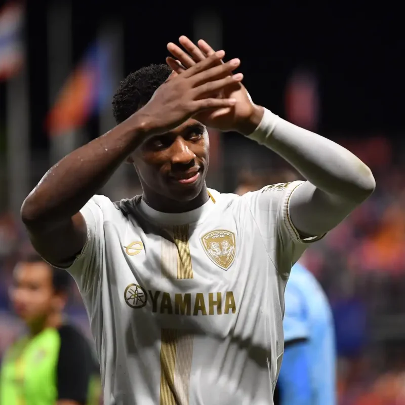 Rivalry Intensity Gallery: The Battle at Port | Matchday 9 Photos