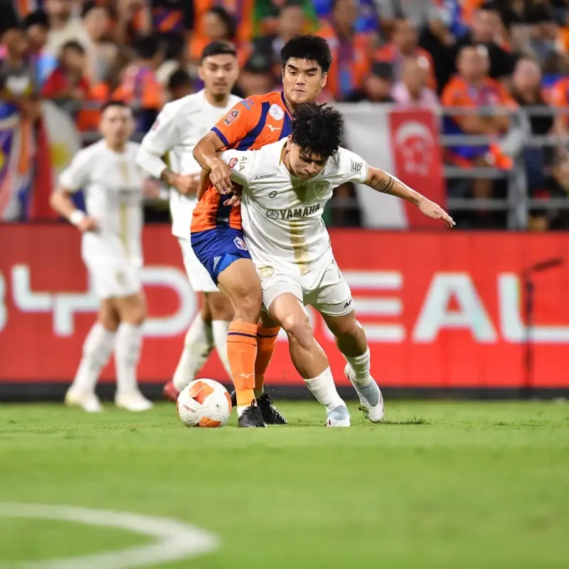 Rivalry Intensity Gallery: The Battle at Port | Matchday 9 Photos