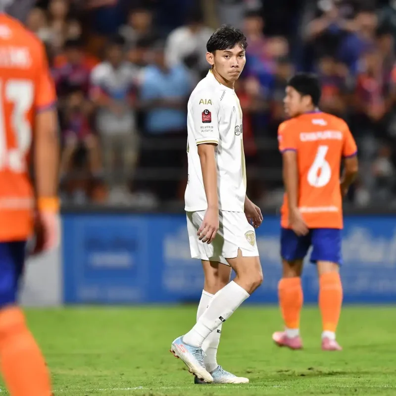 Rivalry Intensity Gallery: The Battle at Port | Matchday 9 Photos