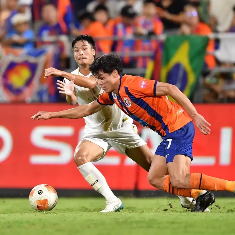 Rivalry Intensity Gallery: The Battle at Port | Matchday 9 Photos