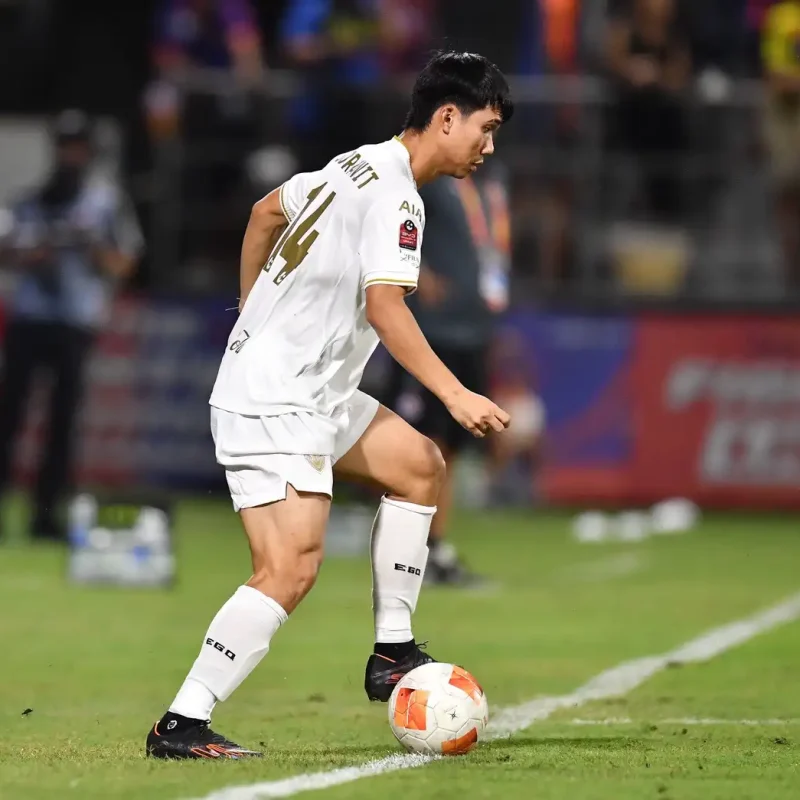 Rivalry Intensity Gallery: The Battle at Port | Matchday 9 Photos