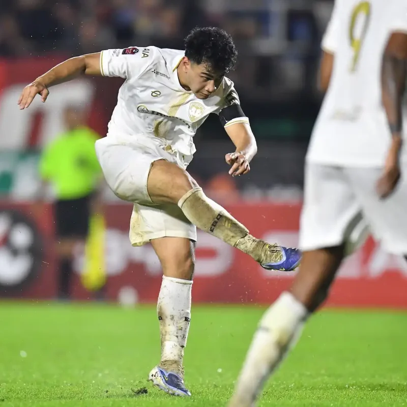 Matchday 11 Gallery: Uthai Thani FC vs. MTUTD | The Fighting Spirit of the Young Kirin