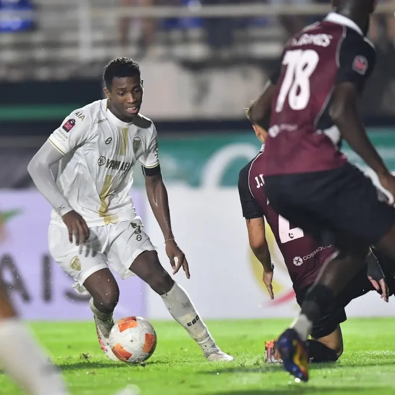 Matchday 11 Gallery: Uthai Thani FC vs. MTUTD | The Fighting Spirit of the Young Kirin