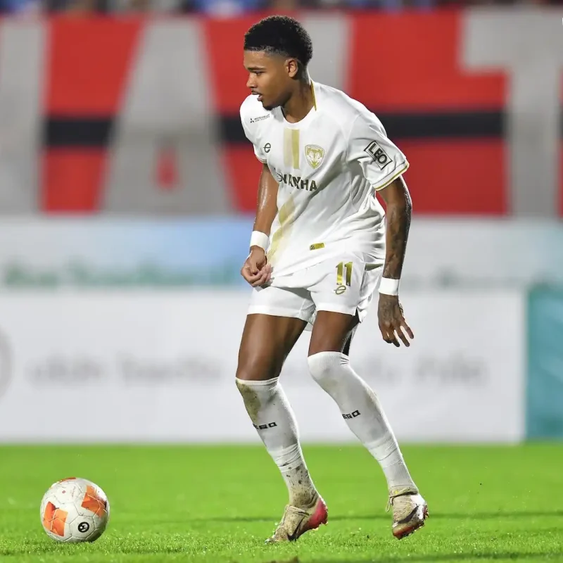 Matchday 11 Gallery: Uthai Thani FC vs. MTUTD | The Fighting Spirit of the Young Kirin