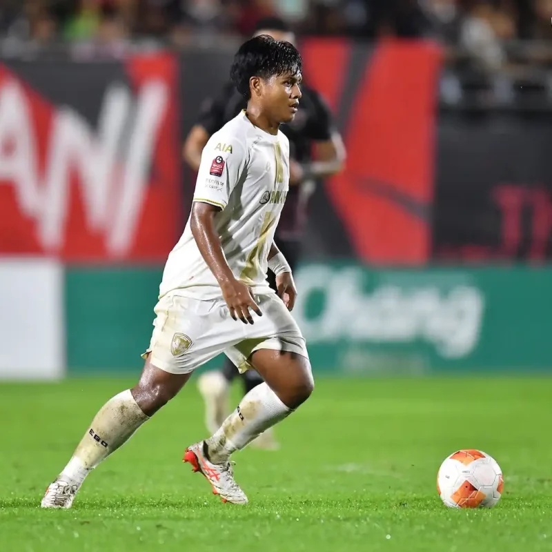 Matchday 11 Gallery: Uthai Thani FC vs. MTUTD | The Fighting Spirit of the Young Kirin