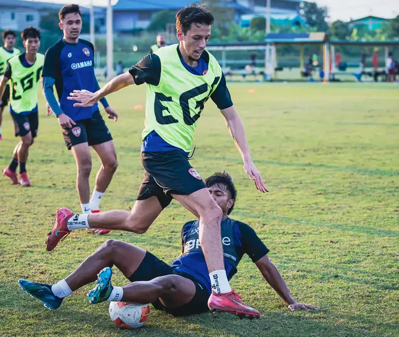 Muangthong United Training Gallery: Prep for Chiangrai United Clash | Thai League 2025/26