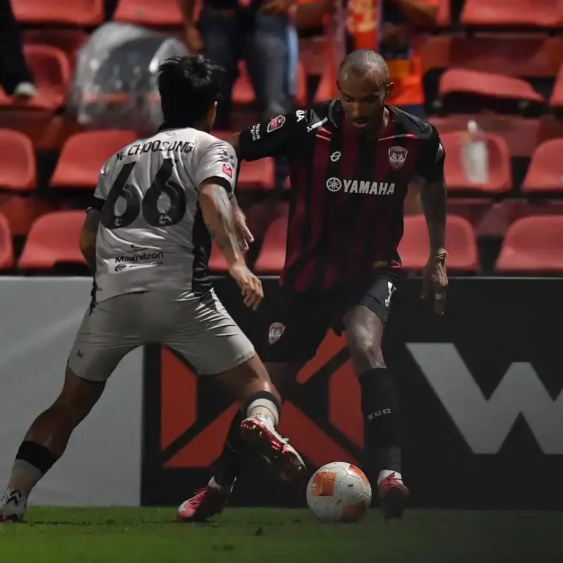 Muangthong United vs PT Prachuap FC: Matchday 10 Photo Gallery