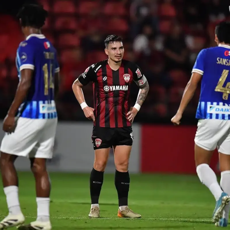 PHOTO GALLERY: Muangthong United vs Chonburi FC | Thai League Matchday Action