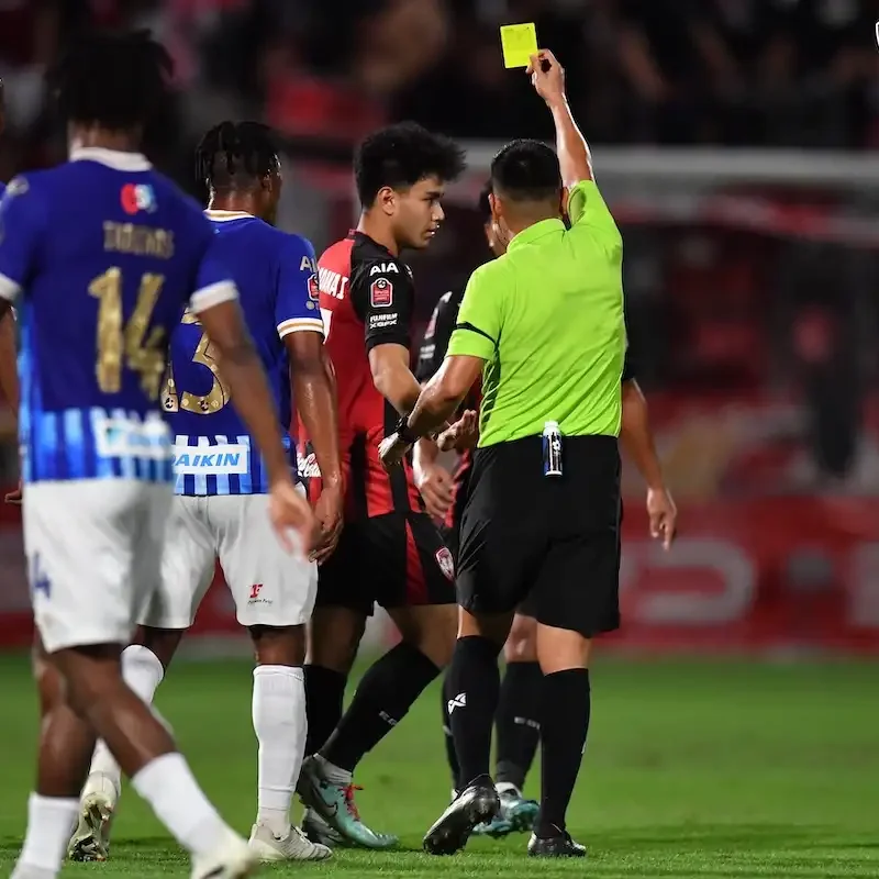 PHOTO GALLERY: Muangthong United vs Chonburi FC | Thai League Matchday Action