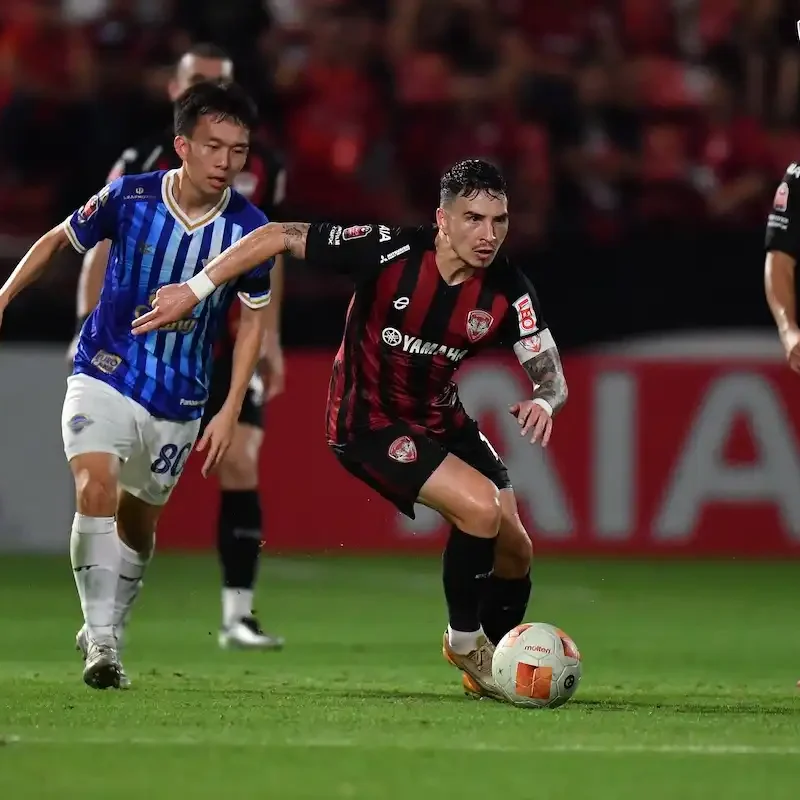 PHOTO GALLERY: Muangthong United vs Chonburi FC | Thai League Matchday Action