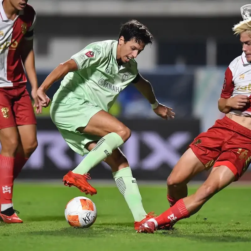 Match Images - Muangthong at Kanchanaburi - Thai Leage Football