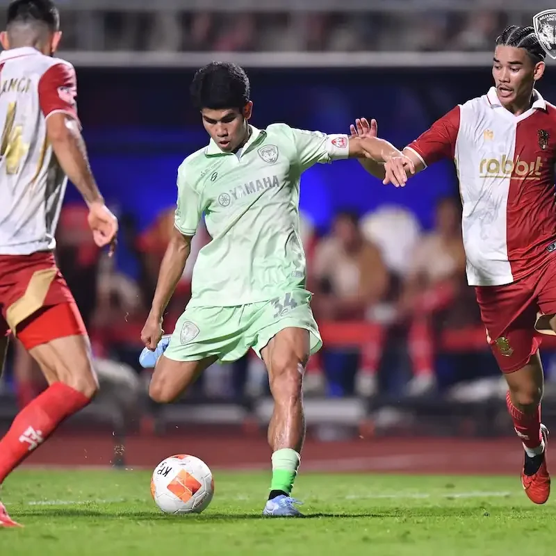 Match Images - Muangthong at Kanchanaburi - Thai Leage Football