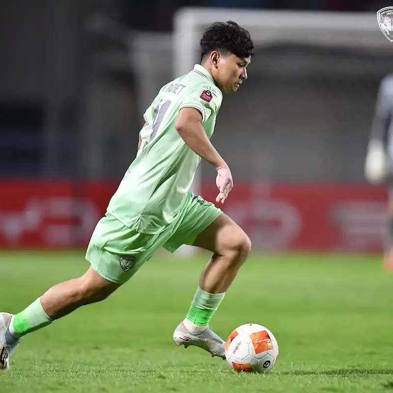 Match Images - Muangthong at Kanchanaburi - Thai Leage Football