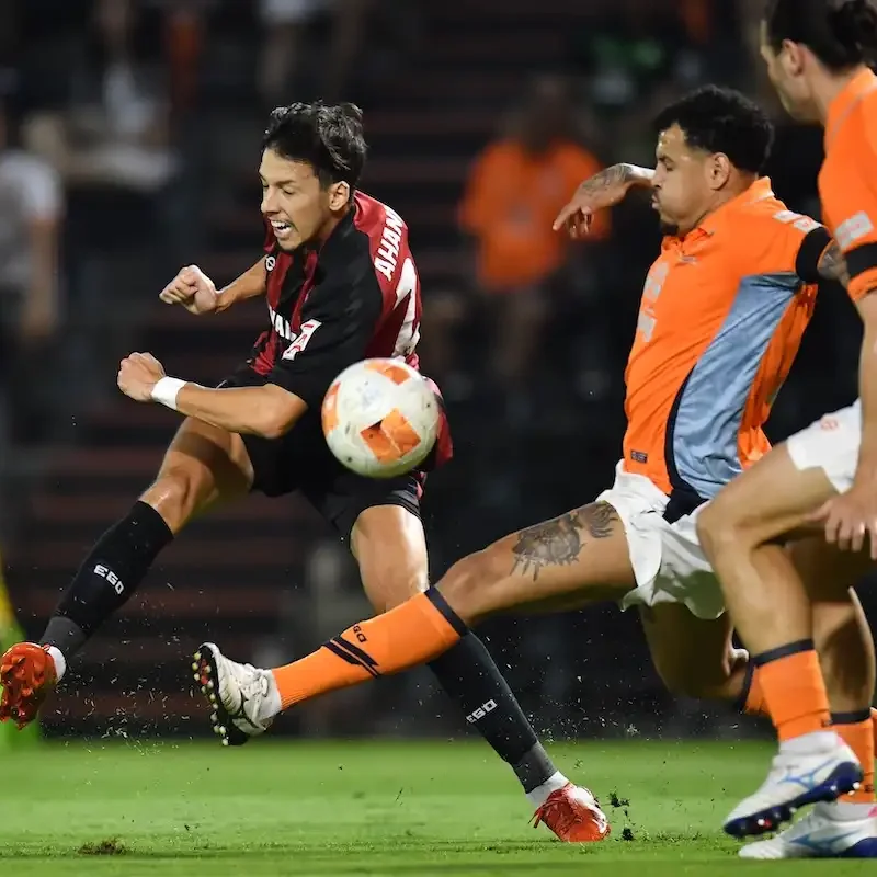 Match Photos - Action Shots - Muangthong United at Ratchaburi - Thai League 1