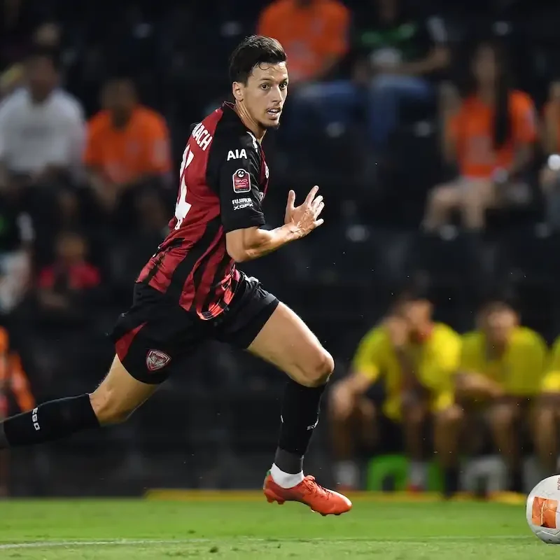 Match Photos - Action Shots - Muangthong United at Ratchaburi - Thai League 1