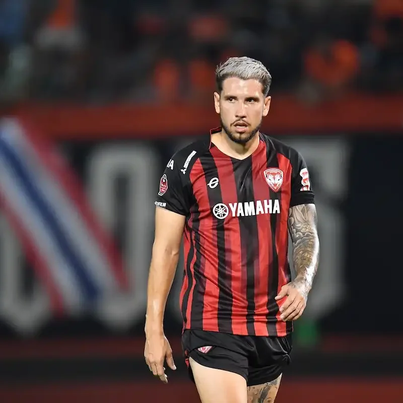 Match Photos - Action Shots - Muangthong United at Ratchaburi - Thai League 1