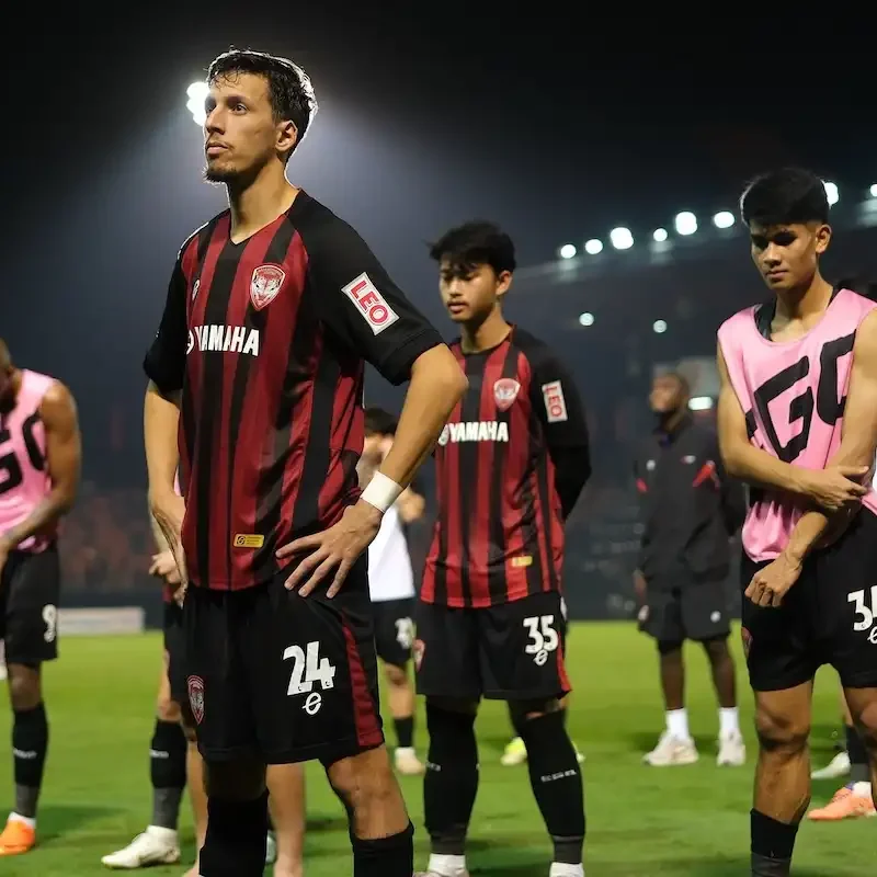 Match Photos - Action Shots - Muangthong United at Ratchaburi - Thai League 1