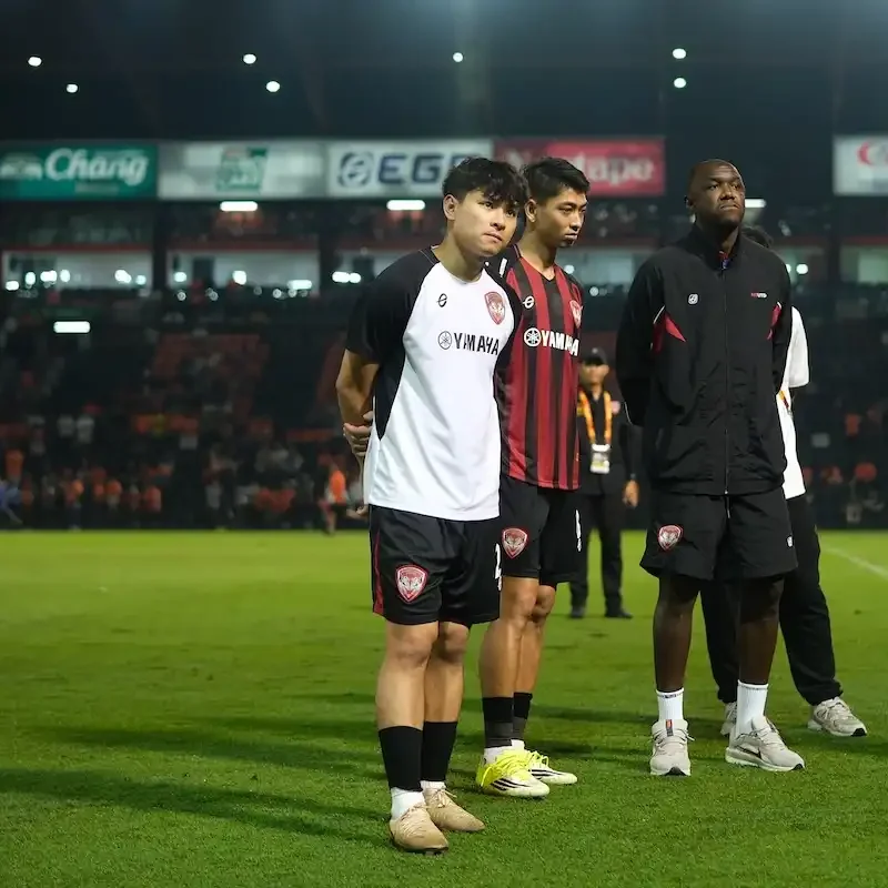 Match Photos - Action Shots - Muangthong United at Ratchaburi - Thai League 1
