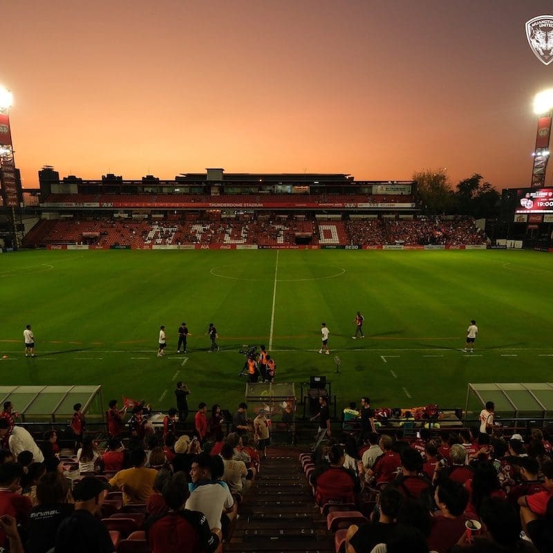 Muangthong United vs Port FC: Best Action Photos from the 0-0 Stalemate