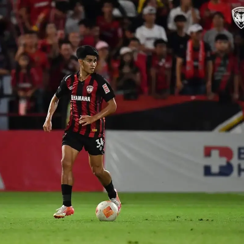 Match Photos and highlights - Muangthong United vs Port FC