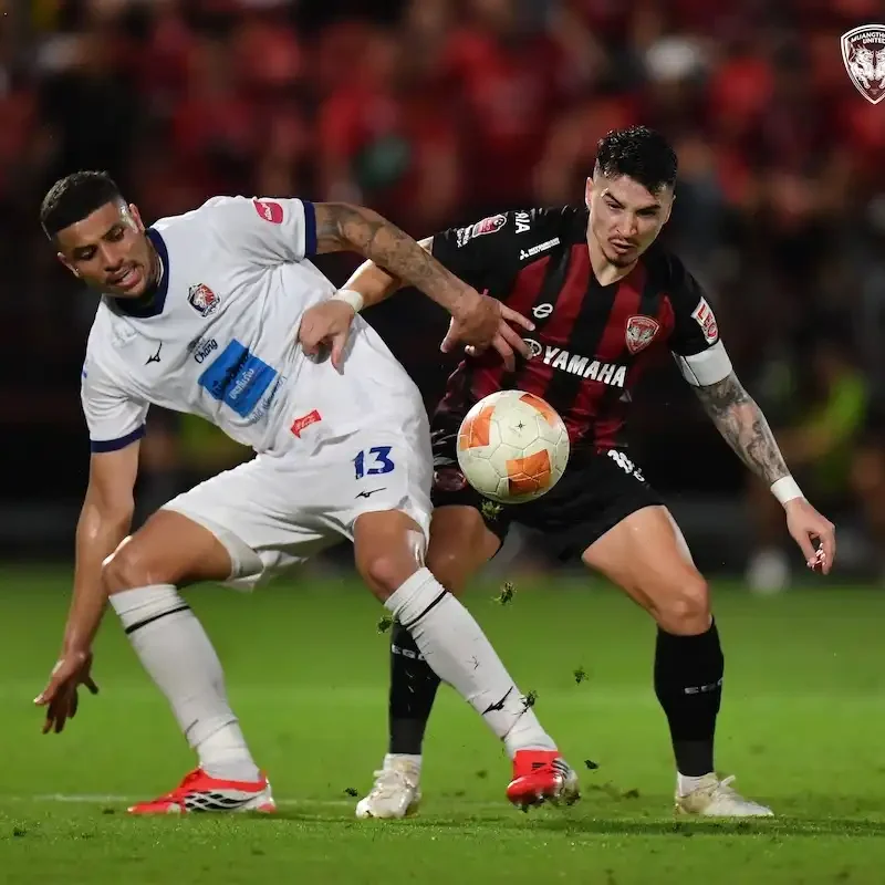 Match Photos and highlights - Muangthong United vs Port FC