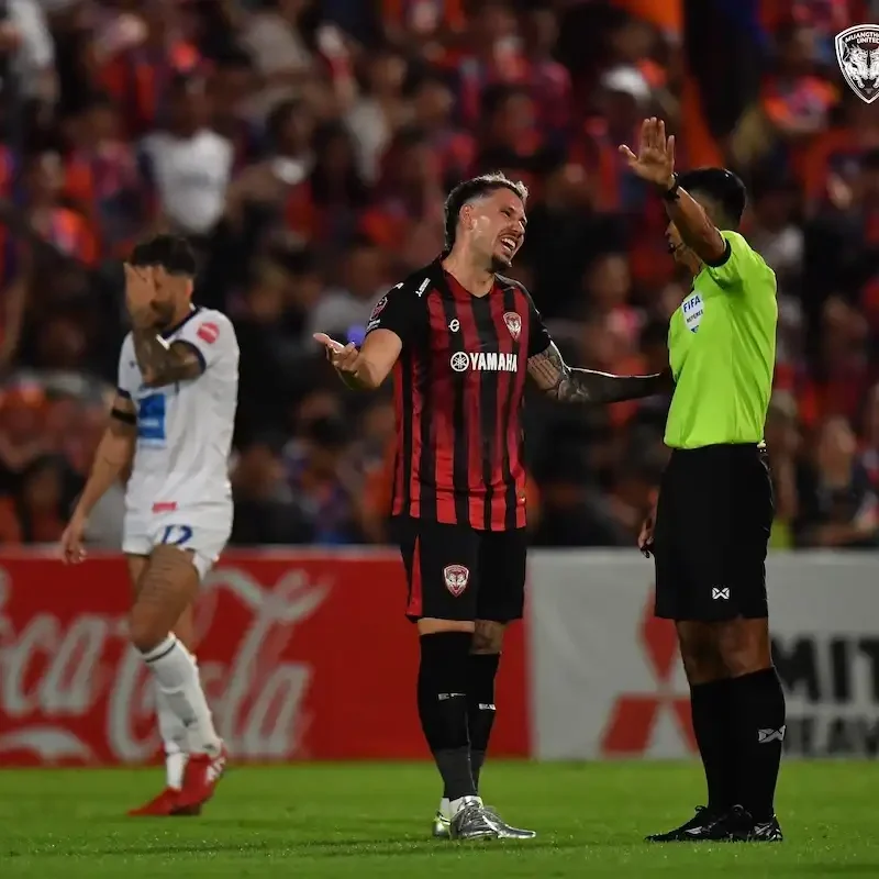 Match Photos and highlights - Muangthong United vs Port FC