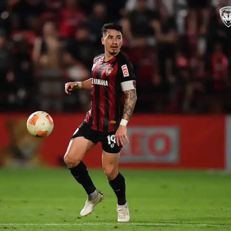 Match Photos and highlights - Muangthong United vs Port FC