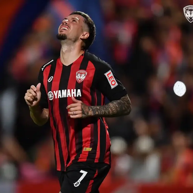 Match Photos and highlights - Muangthong United vs Port FC