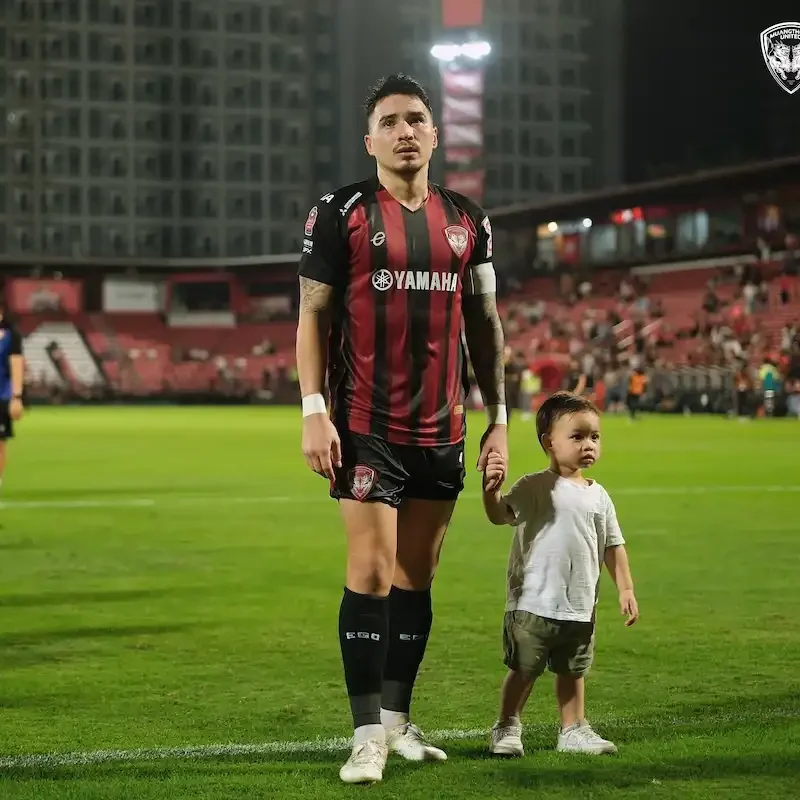 Match Photos and highlights - Muangthong United vs Port FC