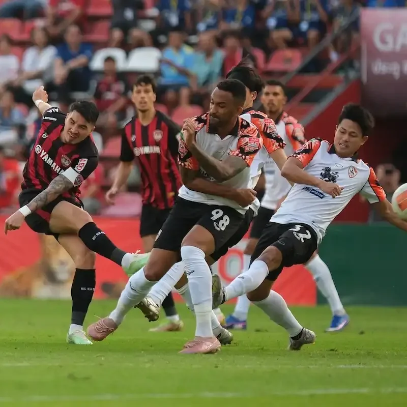 Muangthong United 2-1 Win over Chiang Rai - Match Gallery & Highlights | Kirin Photo Gallery
