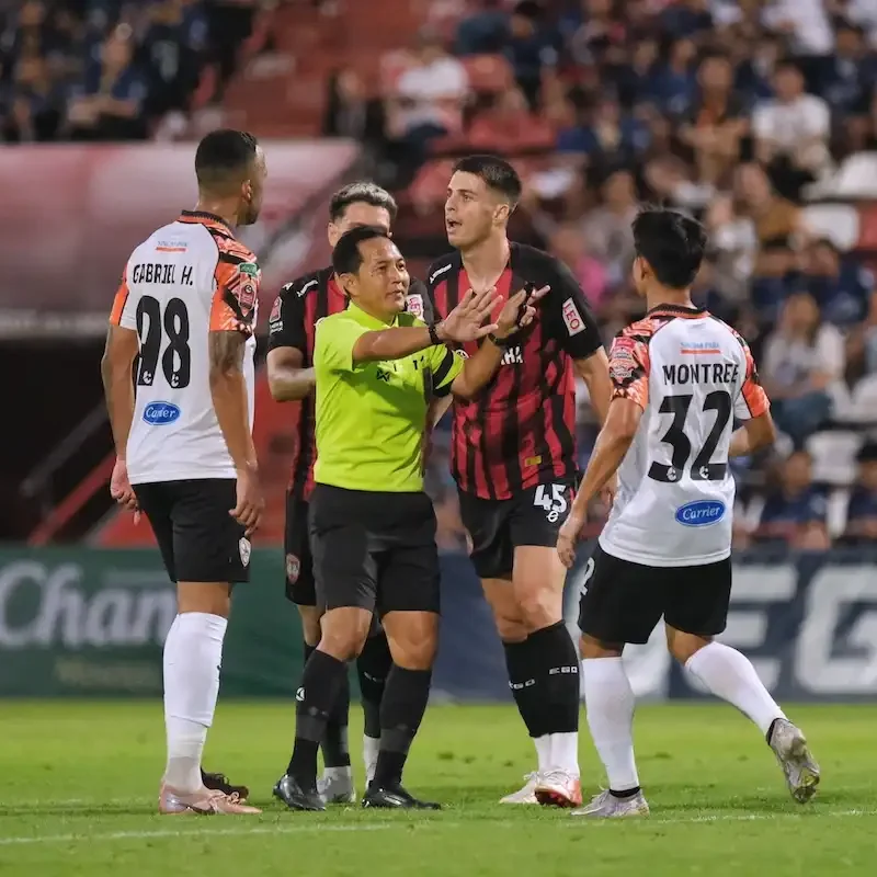 Muangthong United 2-1 Win over Chiang Rai - Match Gallery & Highlights | Kirin Photo Gallery