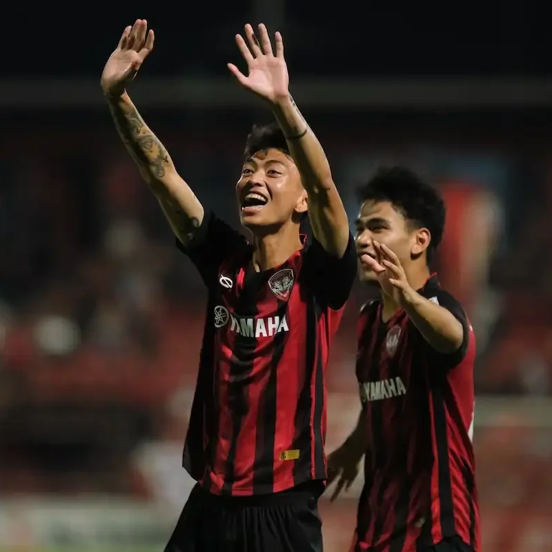 Muangthong United 2-1 Win over Chiang Rai - Match Gallery & Highlights | Kirin Photo Gallery