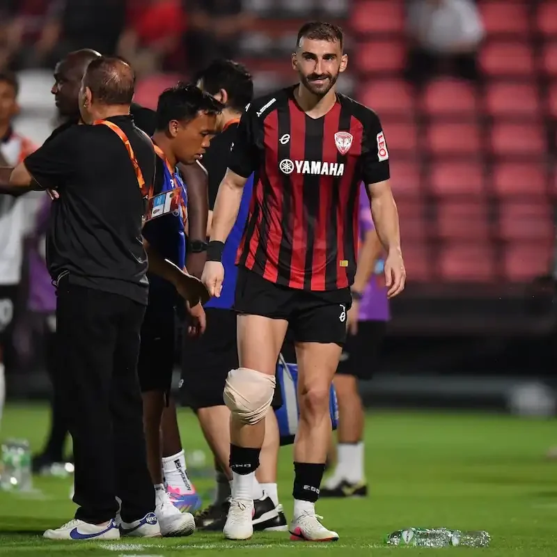 Muangthong United 2-1 Win over Chiang Rai - Match Gallery & Highlights | Kirin Photo Gallery